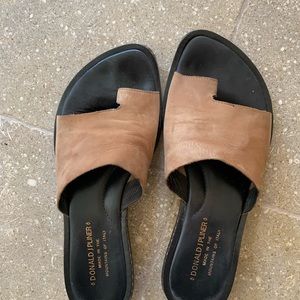 Donald Pliner buckskin sandal size 8